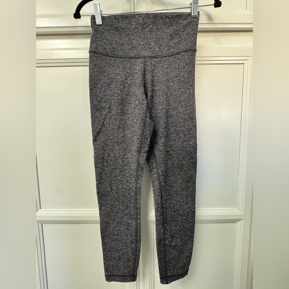Lululemon Athletica Black and White Herringbone Leggings